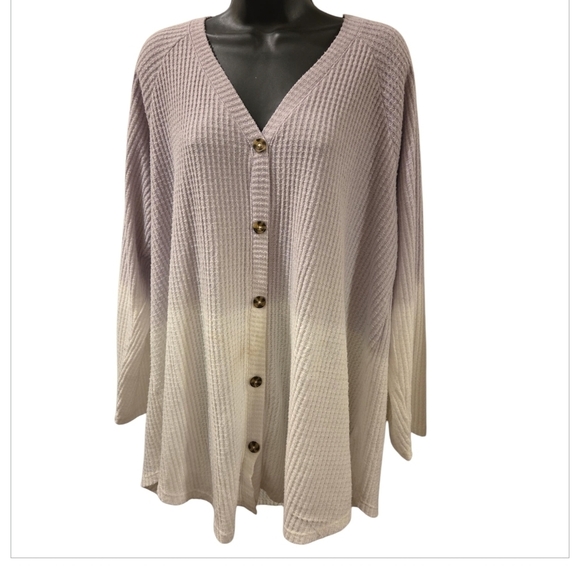 Women's Gradient Button-Up Sweater - Picture 2 of 8